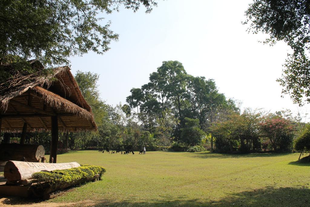 บุหลันบุรี เชียงใหม่ รีสอร์ต Hotel ภายนอก รูปภาพ
